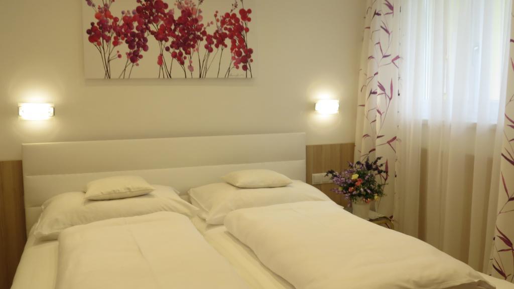 Apartement Maria Trost Graz Esterno foto